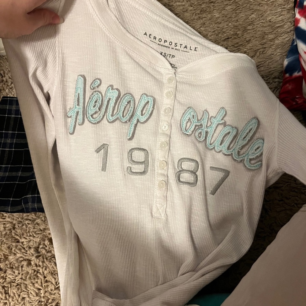 Long sleved cute top